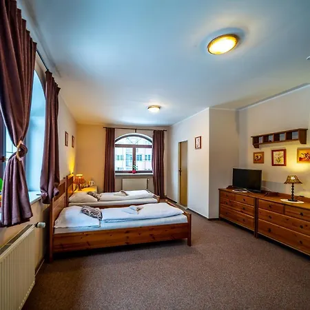 Radegastova Pensjonat 3*